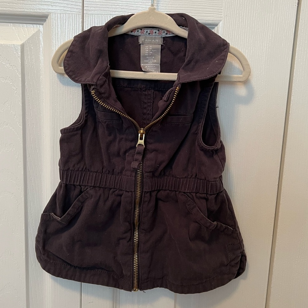 Tahari Dark Navy Hooded Vest Size: 3T